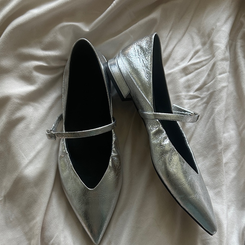 M. GEMI Flats